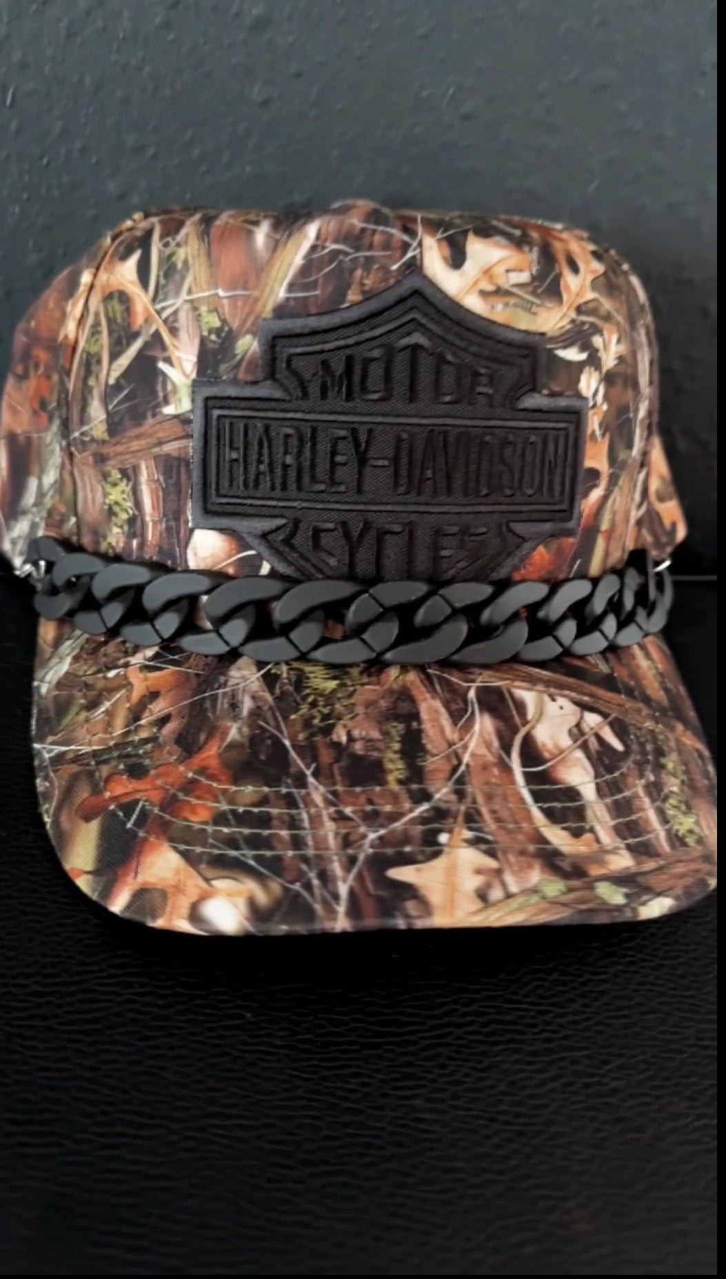 Black camo w chain